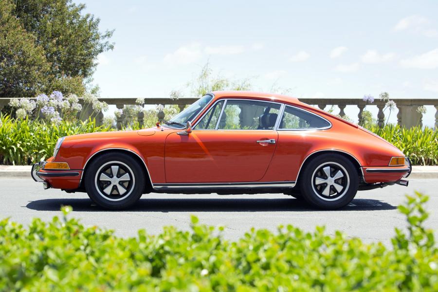  Porsche 911 S 2.0 Coupe 1968 года  (фото 10 из 33)